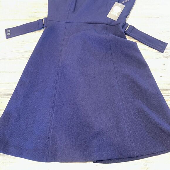 Vince Camuto Pixie Crepe V-Neck Fit & Flare Dress in Navy, Size 2. NWT. 2 - Picture 4 of 10